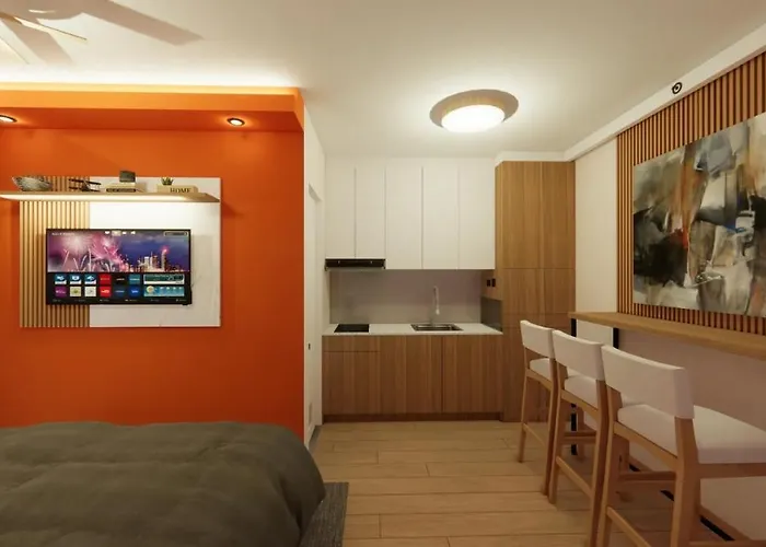 Mailz Homez: Cozy Airport With Pool & 5g *