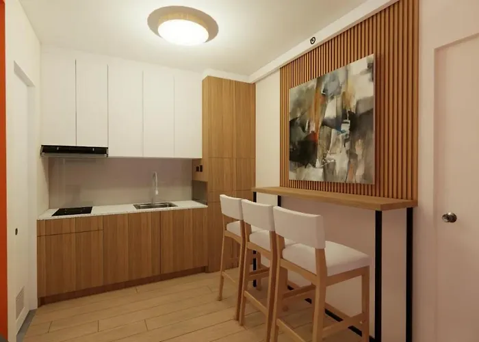Mailz Homez: Cozy Airport With Pool & 5g Apartment *
